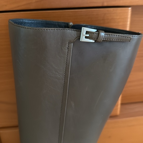 PRADA chocolate-colored boots - Picture 2 of 6